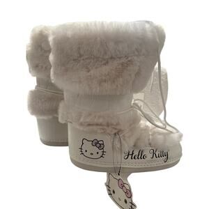 Forever 21 x Hello Kitty Faux Fur Snowboots - Sanrio - Sz 7 - Pink Bow
